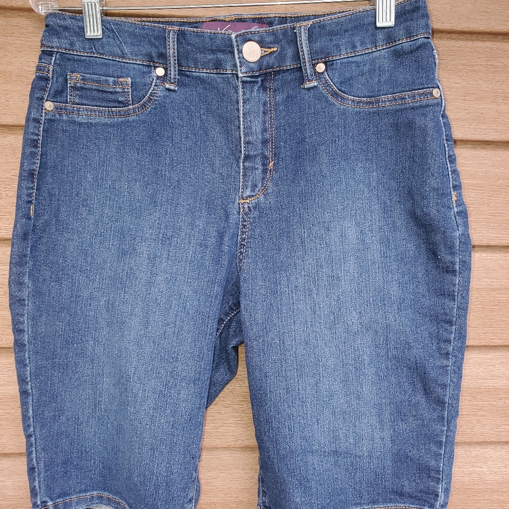 Super comfy pair of barely worn pair of shorts